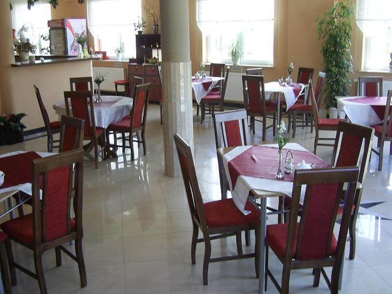 Pensjonat Koga Kolobrzeg Ngoại thất bức ảnh